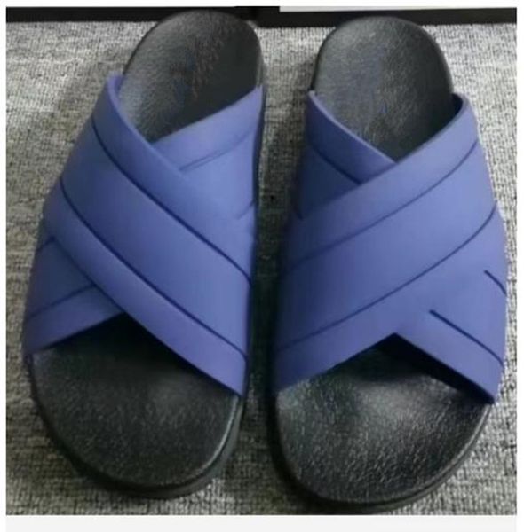 2023 flat beach slippers fashion summer men's women new eva thick soled miami slides designer summer flat sandals house pink white flip, Black
2023 flat beach slippers fashion summer men's women new eva thick soled miami slides designer summer flat sandals house pink white flip, Black