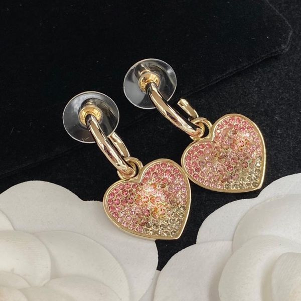 luxury earrings designer earrings pink diamond heart earrings 925 silver gold plated dating marriage engagement ceremony, Golden;silver
luxury earrings designer earrings pink diamond heart earrings 925 silver gold plated dating marriage engagement ceremony, Golden;silver