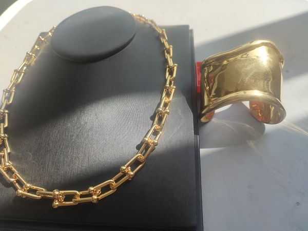 bangle bracelet designer bracelets luxury jewelry for women fashion bangle designer jewerly womens gold cuff bracelet solid ankle silver 18k, Golden;silver
bangle bracelet designer bracelets luxury jewelry for women fashion bangle designer jewerly womens gold cuff bracelet solid ankle silver 18k, Golden;silver