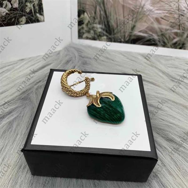 designer brooch pendant fashion womens broochs engraving luxury jewelry social party pins m230410, Gray
designer brooch pendant fashion womens broochs engraving luxury jewelry social party pins m230410, Gray
