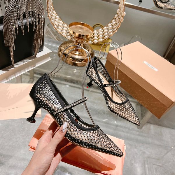2023 fashion designer high heels dress shoes sandals women luxury glitter rivets triple black white patent leather suede party womens weddin
2023 fashion designer high heels dress shoes sandals women luxury glitter rivets triple black white patent leather suede party womens weddin