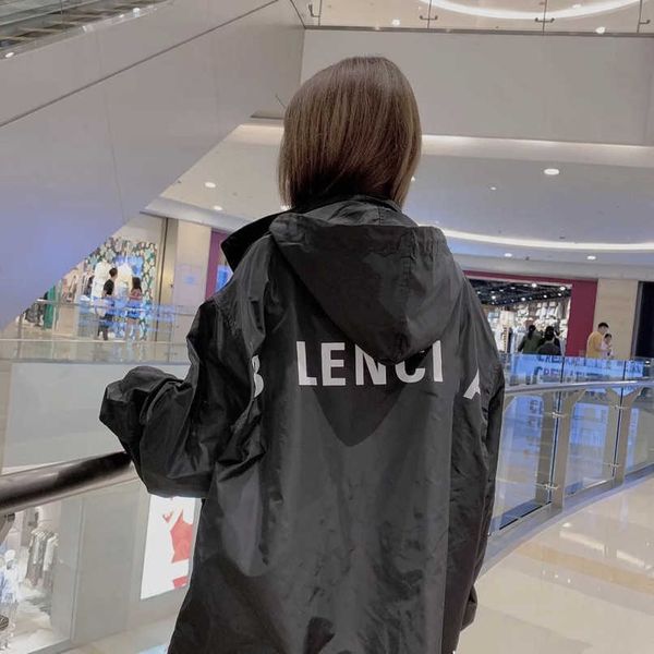 designer summer women t shirt shirt early spring family letter print high collar thin mens windbreaker hooded jacket, Black
designer summer women t shirt shirt early spring family letter print high collar thin mens windbreaker hooded jacket, Black