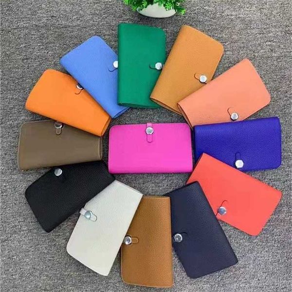 2023 new jin kou togo layer cowhide passport clip women's wallet storage document bag ticket book card
2023 new jin kou togo layer cowhide passport clip women's wallet storage document bag ticket book card