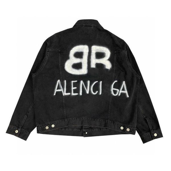 2023 new designer womens t shirt high-end shirt high edition spring/summer family double graffiti night light reflective wash denim jacket, Black;brown
2023 new designer womens t shirt high-end shirt high edition spring/summer family double graffiti night light reflective wash denim jacket, Black;brown