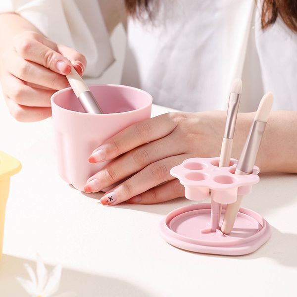 colorful macaron packaging portable cosmetic brush cleaner storage makeup brush holder silicone makeup brush cleaning tool
colorful macaron packaging portable cosmetic brush cleaner storage makeup brush holder silicone makeup brush cleaning tool