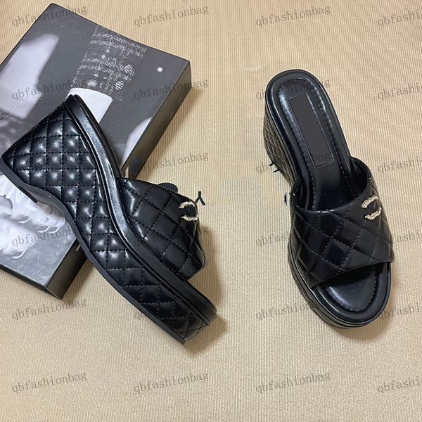 designer womens slippers high heel sandals platform 8.5cm casual shoes genuine leather rhinestone hardware metal letter buckle mule retro br, Black
designer womens slippers high heel sandals platform 8.5cm casual shoes genuine leather rhinestone hardware metal letter buckle mule retro br, Black