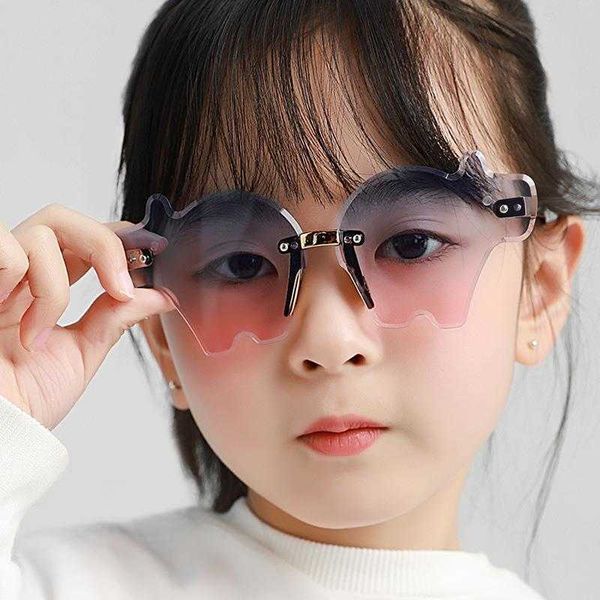 childrens cartoon hippo sunglasses personalized calf rimless fashion trend, Blue
childrens cartoon hippo sunglasses personalized calf rimless fashion trend, Blue