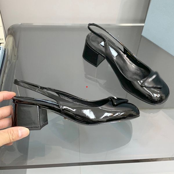 2023 fashion shoes high heels for women luxurys designers dress shoes classic rivets styles woman stiletto genuine leather point toe pumps o, Black
2023 fashion shoes high heels for women luxurys designers dress shoes classic rivets styles woman stiletto genuine leather point toe pumps o, Black