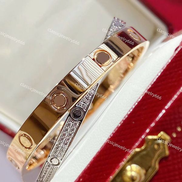 luxury women's bracelet designer screw brand cuff bracelet 18k gold jewelry festival gift bracelet 316 stainless steel factory wholesal, Golden;silver
luxury women's bracelet designer screw brand cuff bracelet 18k gold jewelry festival gift bracelet 316 stainless steel factory wholesal, Golden;silver