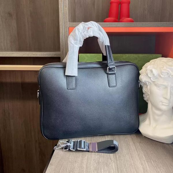 designers bag men briefcase lapbags business package solid color leather handbag high capacity shoulder handbags versatile sale style very, Black;red
designers bag men briefcase lapbags business package solid color leather handbag high capacity shoulder handbags versatile sale style very, Black;red