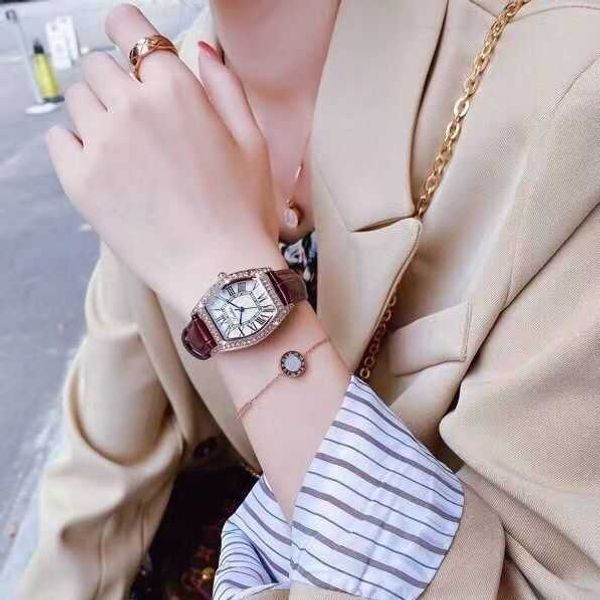 2023 factory wholesale classic women's watch light and luxury for women small and popular new steel band women's watch advanced an, Slivery;golden
2023 factory wholesale classic women's watch light and luxury for women small and popular new steel band women's watch advanced an, Slivery;golden