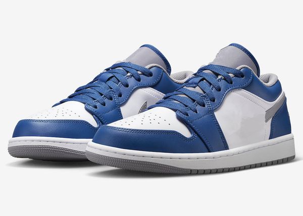 spring 2023 new basketball shoes jumpman 1 low true blue cement grey white man woman designer shoes sports sneakers whit box
spring 2023 new basketball shoes jumpman 1 low true blue cement grey white man woman designer shoes sports sneakers whit box