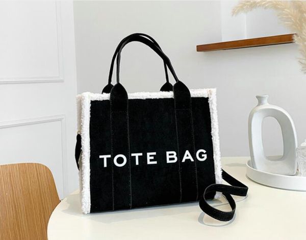 the tote bag wool totes handbag designer bags women brands all-match alphabet pattern shoulder bags shopping handbags
the tote bag wool totes handbag designer bags women brands all-match alphabet pattern shoulder bags shopping handbags
