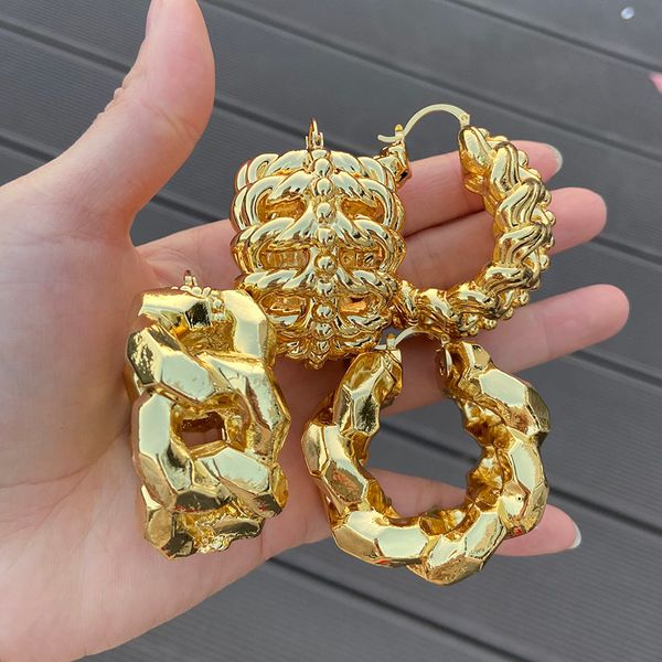 hoop huggie hoop earrings flower shaped copper gold color copper drop earrings for woman fashion party girls jewelry accessory 230411, Golden;silver
hoop huggie hoop earrings flower shaped copper gold color copper drop earrings for woman fashion party girls jewelry accessory 230411, Golden;silver