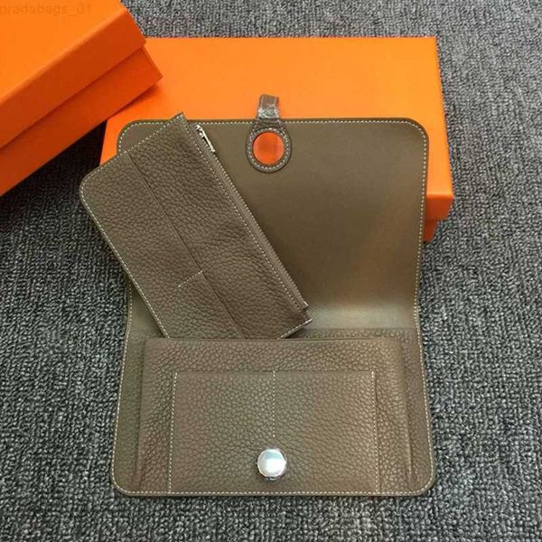 fashion women's bag designer hand baobao female 2023 layer togo cowhide lychee patterned travel large passport clip with a hand held fo
fashion women's bag designer hand baobao female 2023 layer togo cowhide lychee patterned travel large passport clip with a hand held fo