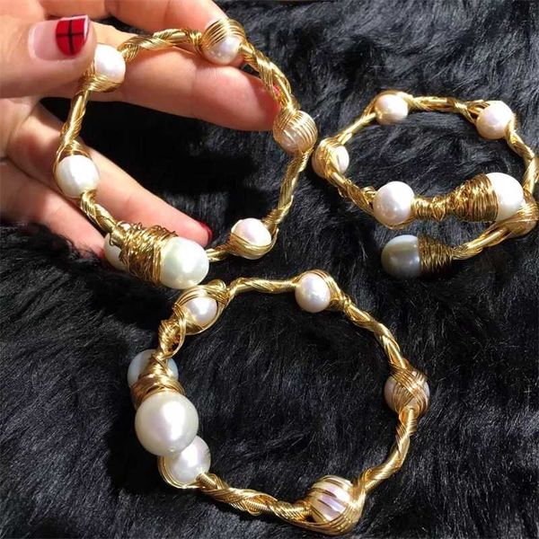 fashion design jewelry boutique round 14k gold injected freshwater shaped necklace wrapped with silk pearl bracelet for women, Silver
fashion design jewelry boutique round 14k gold injected freshwater shaped necklace wrapped with silk pearl bracelet for women, Silver