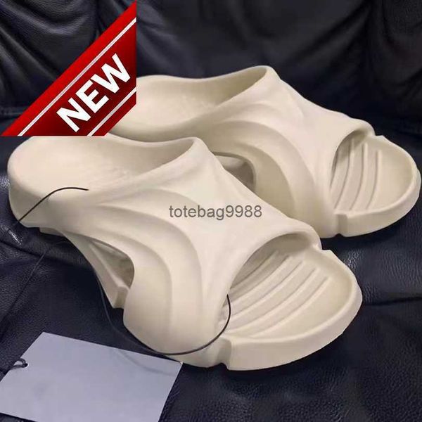 og triple s 3.0 molded flip flops slippers beach pool slides sandals women men basketball sports style mold thong rubber slide casual foam, Black
og triple s 3.0 molded flip flops slippers beach pool slides sandals women men basketball sports style mold thong rubber slide casual foam, Black