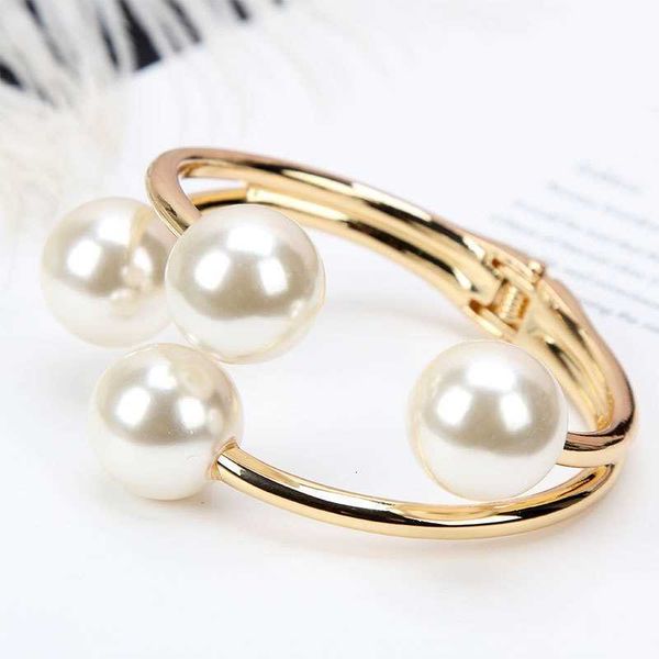 fashion design jewelry trend versatile pearl bracelet female exaggerate personality palace style, Black
fashion design jewelry trend versatile pearl bracelet female exaggerate personality palace style, Black