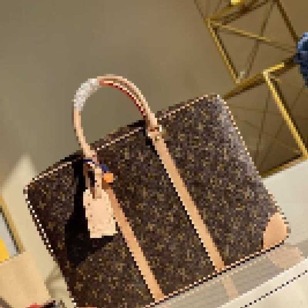 luxury brand designer briefcases porte documents voyage small briefcase n41125 n40226 men woman handbag leather totes shoulder bags backpack, Black;white
luxury brand designer briefcases porte documents voyage small briefcase n41125 n40226 men woman handbag leather totes shoulder bags backpack, Black;white