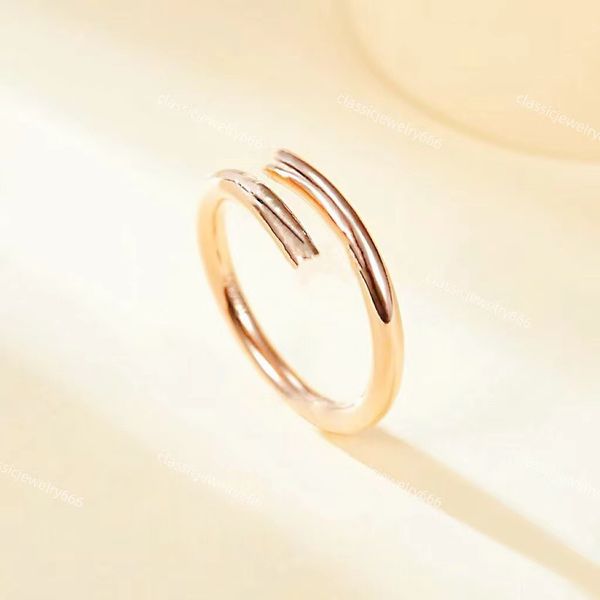 classic women's nail ring designer luxury ring 18k brand jewelry festival gift wedding ring 316l stainless steel factory wholesale, Slivery;golden
classic women's nail ring designer luxury ring 18k brand jewelry festival gift wedding ring 316l stainless steel factory wholesale, Slivery;golden