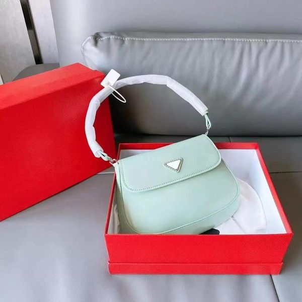 designer luxurys bags one shoulder handbag women large capacity simple fashionable armpit bag handbags social gifts for celebrities versatil, Black;red
designer luxurys bags one shoulder handbag women large capacity simple fashionable armpit bag handbags social gifts for celebrities versatil, Black;red