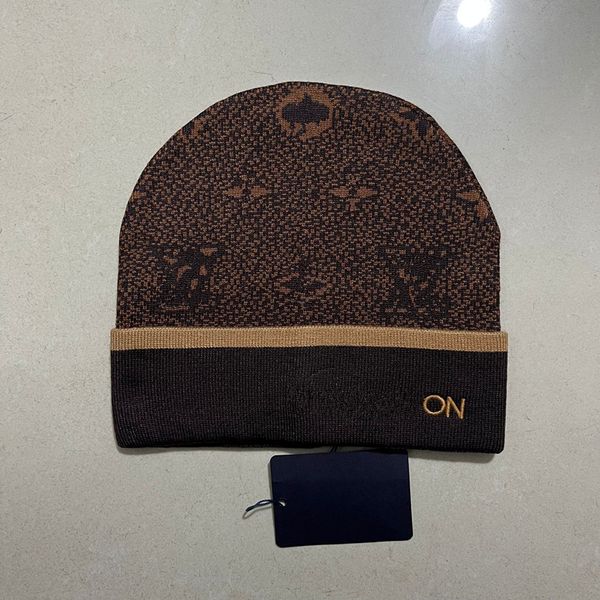 skull fashin designer beanie luxury men baseball hat sport cotton knitted hats skull caps fitted classic triangle letter printed wool beanie, Blue;gray
skull fashin designer beanie luxury men baseball hat sport cotton knitted hats skull caps fitted classic triangle letter printed wool beanie, Blue;gray