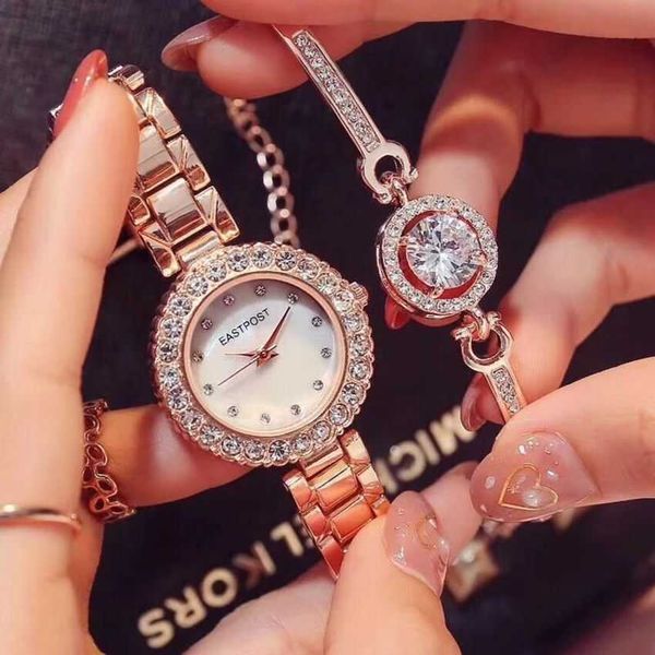 2023 factory wholesale watch ins high beauty student simple style diamond embedding steel band watch women's bracelet chain women', Slivery;golden
2023 factory wholesale watch ins high beauty student simple style diamond embedding steel band watch women's bracelet chain women', Slivery;golden