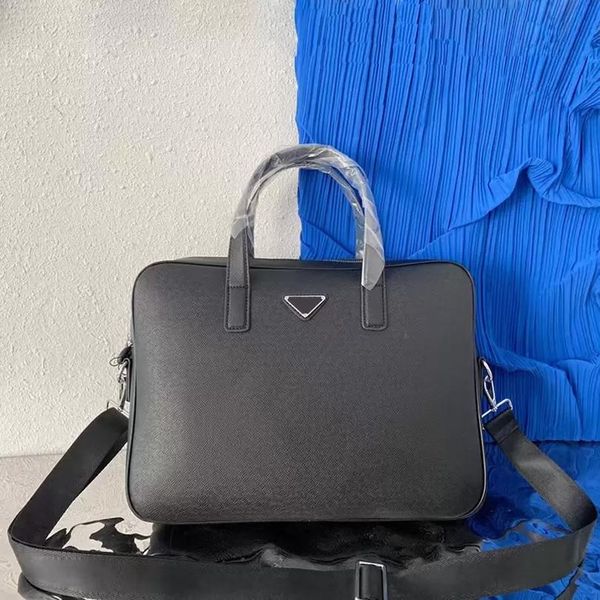 designers briefcase handbag crossbody bag classic men briefcases bag office laphandbags high-capacity business travel leather bags style 202, Black;red
designers briefcase handbag crossbody bag classic men briefcases bag office laphandbags high-capacity business travel leather bags style 202, Black;red