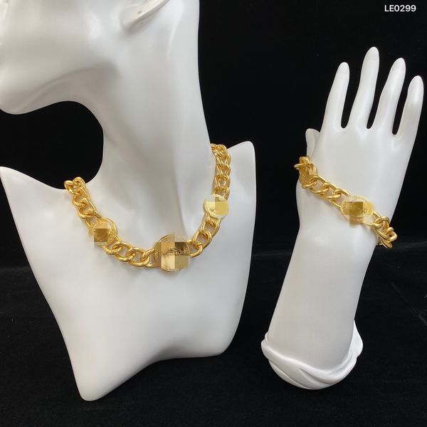 18k gold plated choker necklace bracelet lion classic bracelet brand jewelry designer party wedding gift, Golden;silver
18k gold plated choker necklace bracelet lion classic bracelet brand jewelry designer party wedding gift, Golden;silver