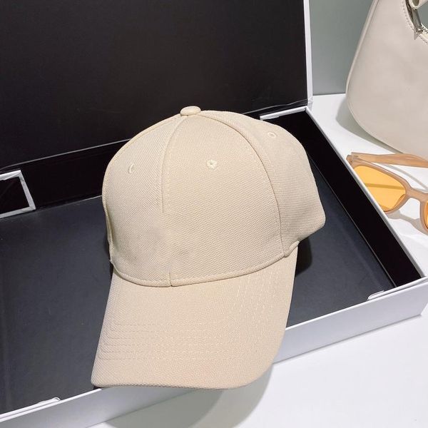 designer hat luxury fashion sun visor jindian mens womens baseball cap three colors optional all-match c, Blue;gray
designer hat luxury fashion sun visor jindian mens womens baseball cap three colors optional all-match c, Blue;gray