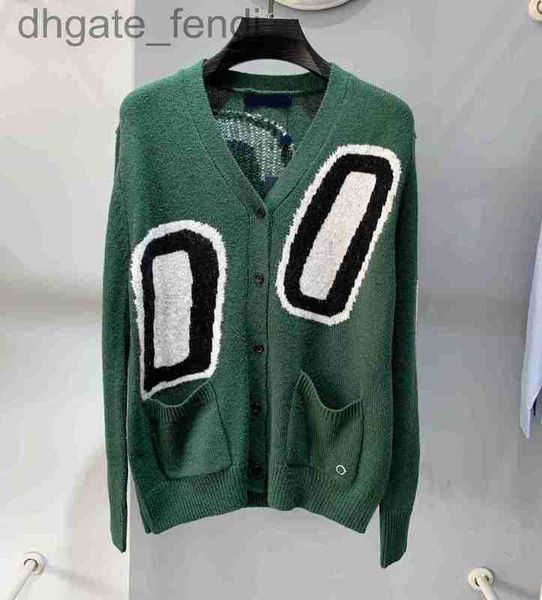 women's hoodies & sweatshirts designer sweater in autumn / winter 2022 acquard knitting machine e custom jnlarged detail crew neck cott, Black
women's hoodies & sweatshirts designer sweater in autumn / winter 2022 acquard knitting machine e custom jnlarged detail crew neck cott, Black