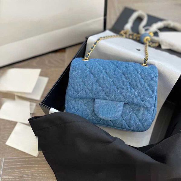 flap bag designer women bag chain shoulder bags denim diamond plaid crossbody purse fashion flip clutch lady mini square messengerbag
flap bag designer women bag chain shoulder bags denim diamond plaid crossbody purse fashion flip clutch lady mini square messengerbag