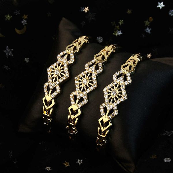 bangle sunspicems gold color bangles bracelet for women hollow crystal cuff bracelet algeria rhinestone wedding jewelry pulseiras gift w0410, Black
bangle sunspicems gold color bangles bracelet for women hollow crystal cuff bracelet algeria rhinestone wedding jewelry pulseiras gift w0410, Black