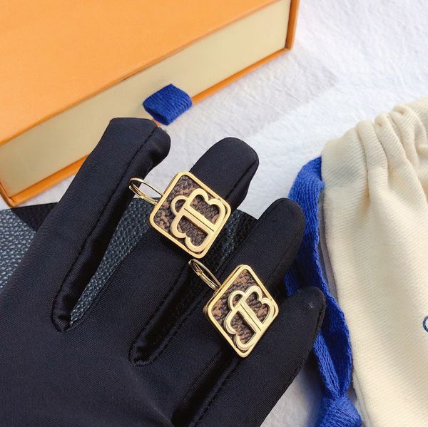 designer charm stud earrings for women stamp brand 18k gold plated double letters fashion women temperament earring wedding jewerlry classic, Golden
designer charm stud earrings for women stamp brand 18k gold plated double letters fashion women temperament earring wedding jewerlry classic, Golden