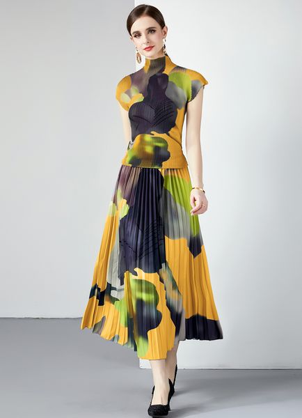 summer designer 2 piece party dress women outfits 2023 short sleeve print t shirt and pleated skirt women designer two piece prom dresses sw, White
summer designer 2 piece party dress women outfits 2023 short sleeve print t shirt and pleated skirt women designer two piece prom dresses sw, White