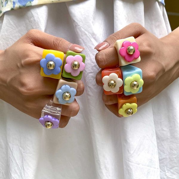 band rings colorful rylic flower rings for women vintage bohemia flower exaggerated ring geometric resin wide round ball ring p230411, Silver
band rings colorful rylic flower rings for women vintage bohemia flower exaggerated ring geometric resin wide round ball ring p230411, Silver