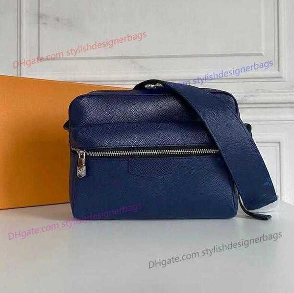 man's camera handbags men leather outdoor messenger bags luxury shoulder bag designer handbag tote bright colors sport 25cm handbag 411
man's camera handbags men leather outdoor messenger bags luxury shoulder bag designer handbag tote bright colors sport 25cm handbag 411