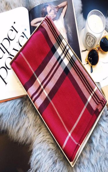 classic plaid long scarf size 180x70cm ladies fall 2021 scarf warm cotton scarf plaid shawl7093212, Blue;gray
classic plaid long scarf size 180x70cm ladies fall 2021 scarf warm cotton scarf plaid shawl7093212, Blue;gray