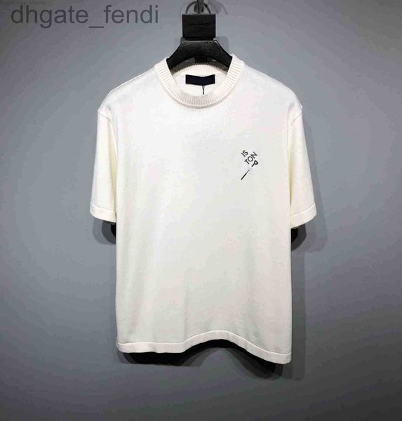 men's t-shirts designermen's plus size hoodies sweatshirts in autumn / winter 2022acquard knitting machine e custom jnlarged detai, White;black
men's t-shirts designermen's plus size hoodies sweatshirts in autumn / winter 2022acquard knitting machine e custom jnlarged detai, White;black