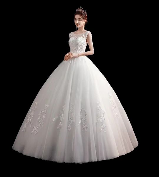 2024 elegant super quality round neckline bridal with handmade beads wedding ball gown with lace luxury and elegant gown, White
2024 elegant super quality round neckline bridal with handmade beads wedding ball gown with lace luxury and elegant gown, White
