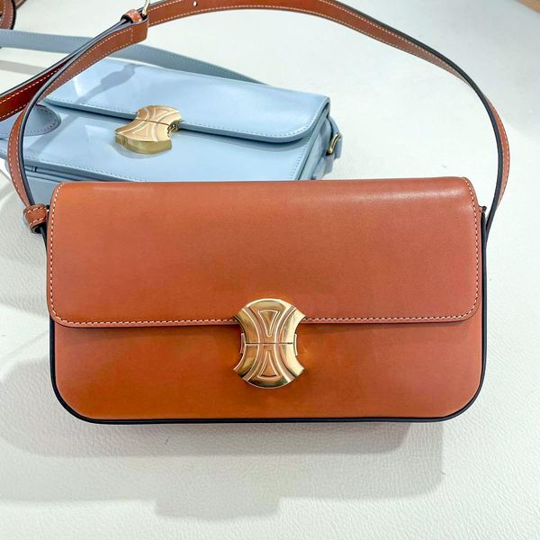 7a quality celiny baguette shoulder bag teen triomphe classic tote hand bag womens mens luxury designer clutch bags genuine leather pochette
7a quality celiny baguette shoulder bag teen triomphe classic tote hand bag womens mens luxury designer clutch bags genuine leather pochette