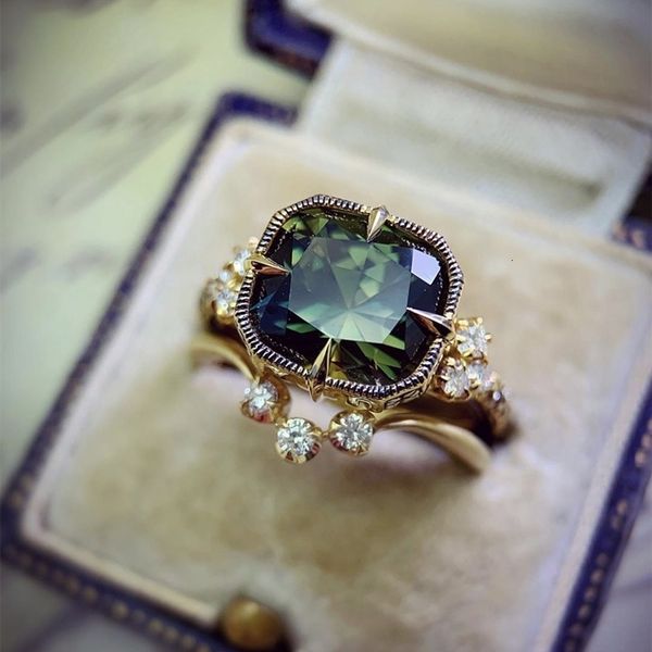 band rings luxury women s temperament jewelry inlaid with green square stone for engagement wedding gift 230410, Silver
band rings luxury women s temperament jewelry inlaid with green square stone for engagement wedding gift 230410, Silver