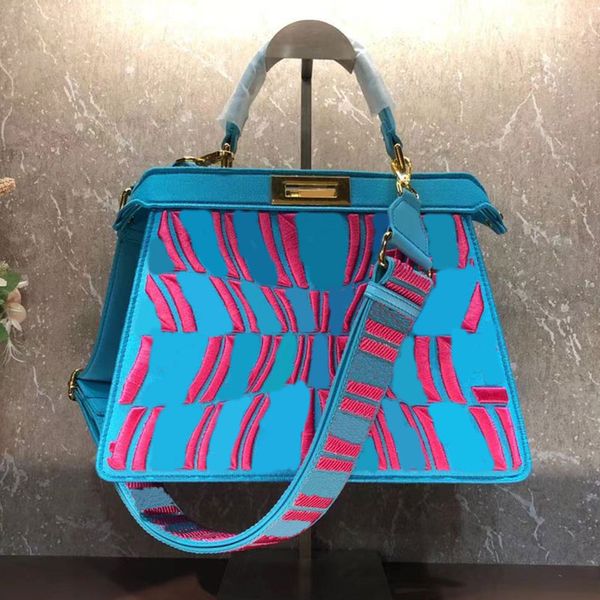 sunshine totes bag shoulder handbags crossbody bag plain embroidery deformed letter women shopping handbag lager capacity luminous material
sunshine totes bag shoulder handbags crossbody bag plain embroidery deformed letter women shopping handbag lager capacity luminous material