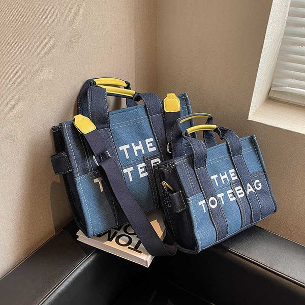 tote bag women's spring new casual large-capacity denim carry-on messenger bag the tote bags 230411
tote bag women's spring new casual large-capacity denim carry-on messenger bag the tote bags 230411