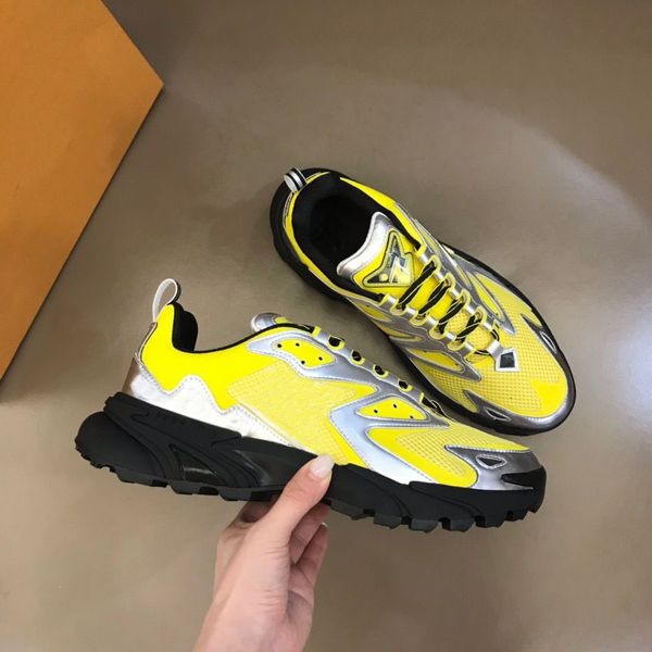 luxury runner tatic party wedding sneaker shoes white black calfskin sports embossed leather men trainers comfort nice footwear eu38-46 with
luxury runner tatic party wedding sneaker shoes white black calfskin sports embossed leather men trainers comfort nice footwear eu38-46 with