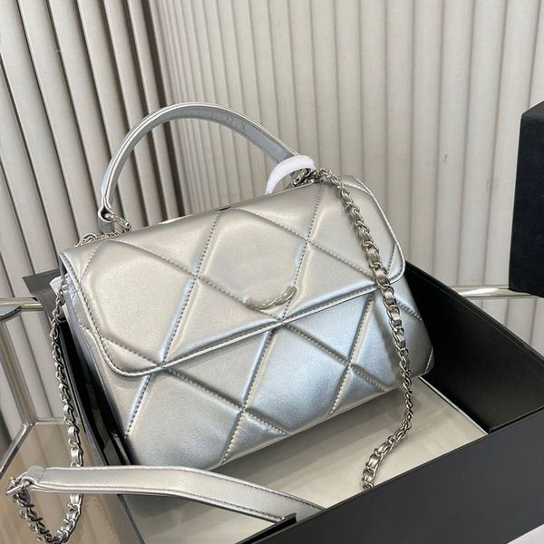 woman designe classic flap cc trendy bag diamond lattice with handle hollow letter silver metal hardware crossbody shoulder handbags purse s
woman designe classic flap cc trendy bag diamond lattice with handle hollow letter silver metal hardware crossbody shoulder handbags purse s