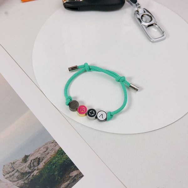 fashion simplicity bracelet jewelry designer luxury brand womens tennis rope green charm fashion mens own v shaped pattern, Golden;silver
fashion simplicity bracelet jewelry designer luxury brand womens tennis rope green charm fashion mens own v shaped pattern, Golden;silver