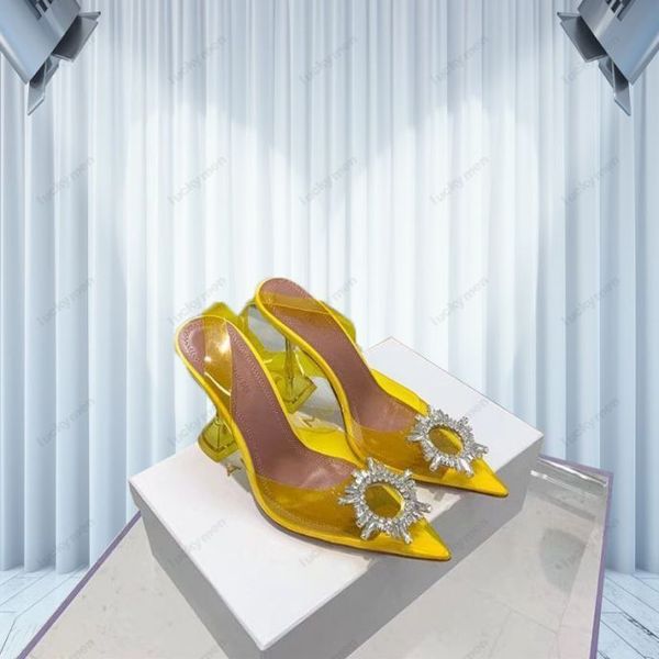 Luxury Designer Woman Sandals Italy Amina Muaddi Black Satin Begum Sling Heels Begum Crystal Brooch Slingback Pumps women Wine Cup Heels slippers Shoes, Amina muaddi 1213
Luxury Designer Woman Sandals Italy Amina Muaddi Black Satin Begum Sling Heels Begum Crystal Brooch Slingback Pumps women Wine Cup Heels slippers Shoes, Amina muaddi 1213