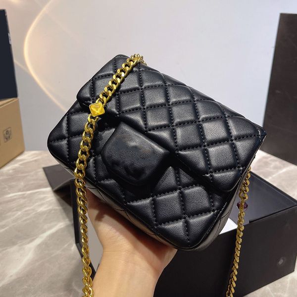womens classic mini flap square bags quilted gem gold metal chain crossbody purse crossbody shoudler sacoche desige handbags 18cm 5 colors o
womens classic mini flap square bags quilted gem gold metal chain crossbody purse crossbody shoudler sacoche desige handbags 18cm 5 colors o