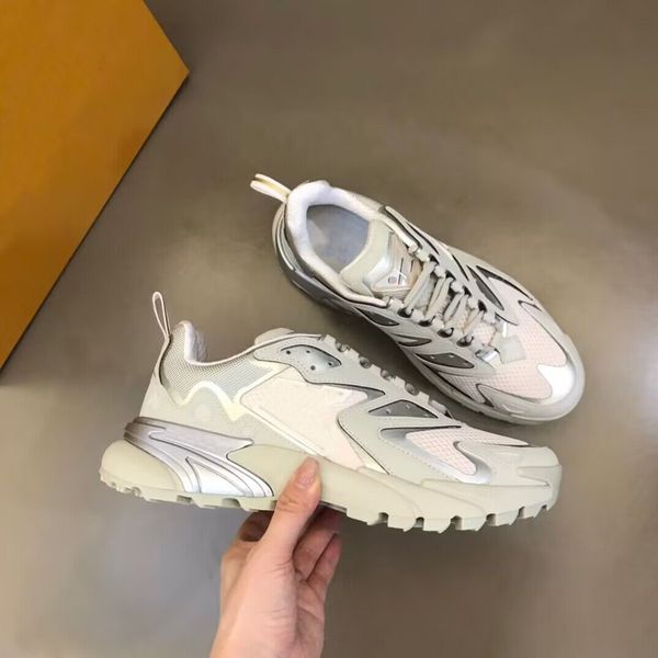 casual shoes r runner tatic sneakers reflective flower men embossed trainers rubber outsole mesh smooth calfskin walking size 38-46 with box, Black
casual shoes r runner tatic sneakers reflective flower men embossed trainers rubber outsole mesh smooth calfskin walking size 38-46 with box, Black